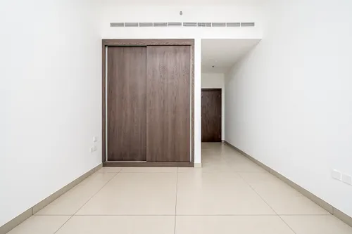 3 Bedrooms Apartment in Al Mirgab