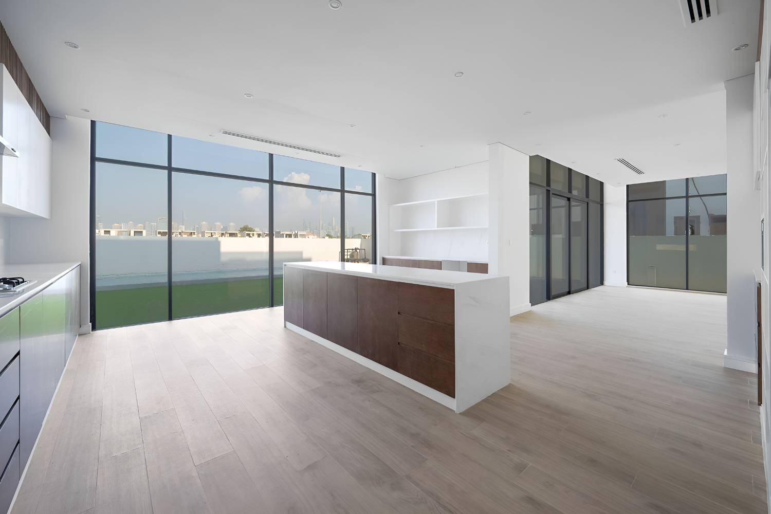 5 Bedrooms Villa in Jumeirah Park Homes