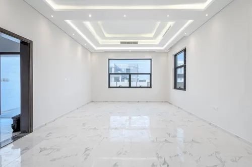 5 Bedrooms Villa in Al Riqaibah 8