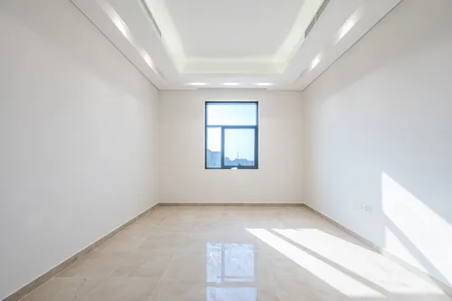 5 Bedrooms Villa in Al Suyoh 1