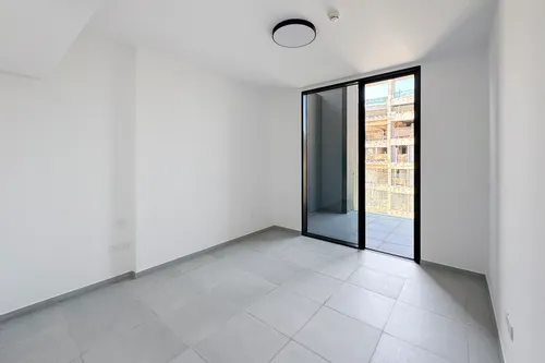 2 Bedrooms Apartment in Tiraz