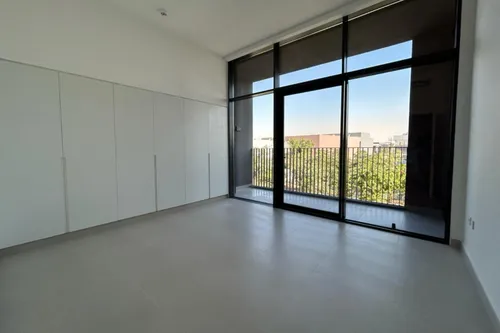 4 Bedrooms Townhouse in Robinia