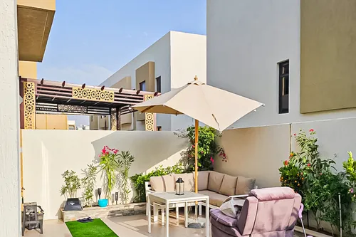 3 Bedrooms Townhouse in Nasma Residence