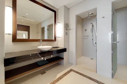 2 Bedrooms Apartment in Fairmont Marina Residences