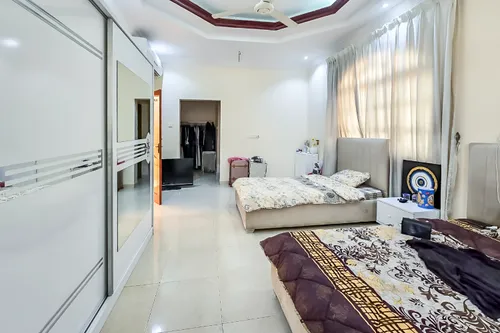 5 Bedrooms Villa in Al Rawda 3 Villas