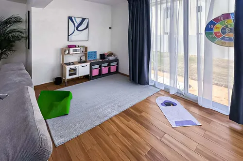 6 Bedrooms Villa in Al Azra