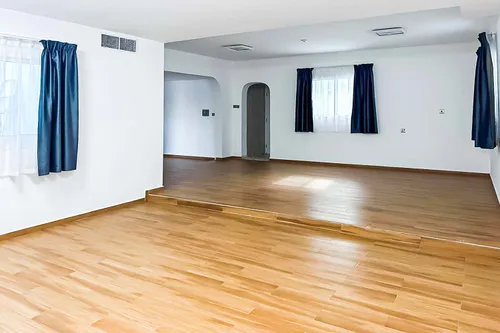6 Bedrooms Villa in Al Azra