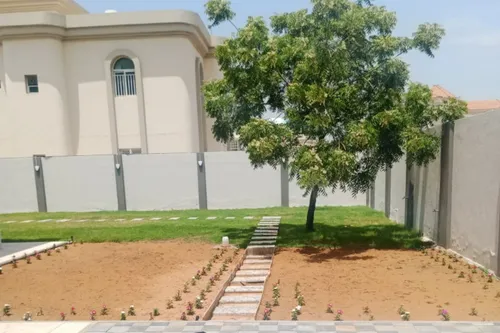 6 Bedrooms Villa in Al Azra