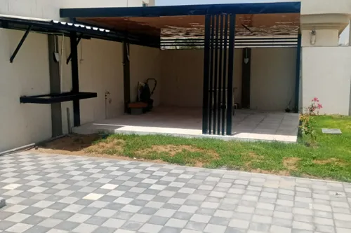 6 Bedrooms Villa in Al Azra