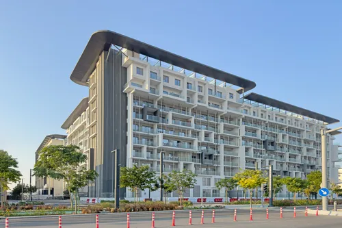 2 Bedrooms Apartment in Oasis 1