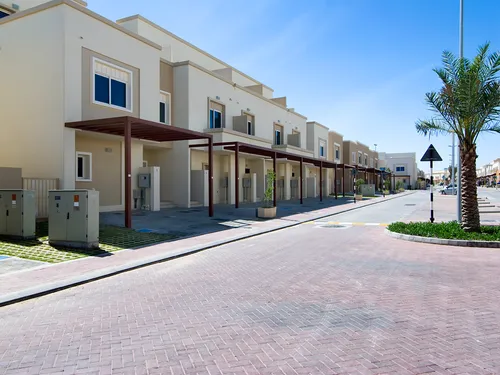 3 Bedrooms Villa in Arabian Style