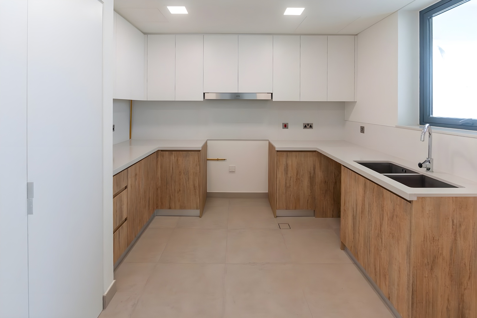 3 Bedrooms Townhouse in Noya Viva