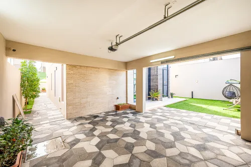 6 Bedrooms Villa in Tilal City A