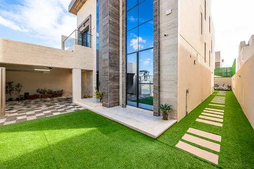 6 Bedrooms Villa in Tilal City A