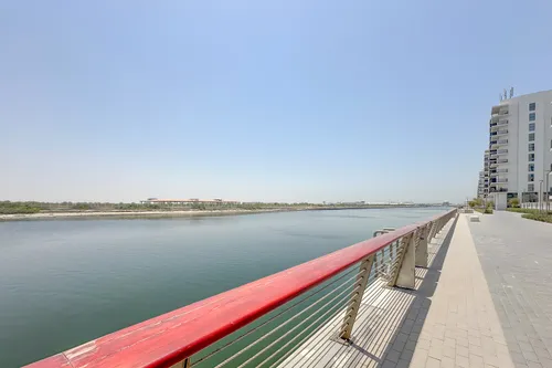 1 Bedroom Apartment in Waters Edge