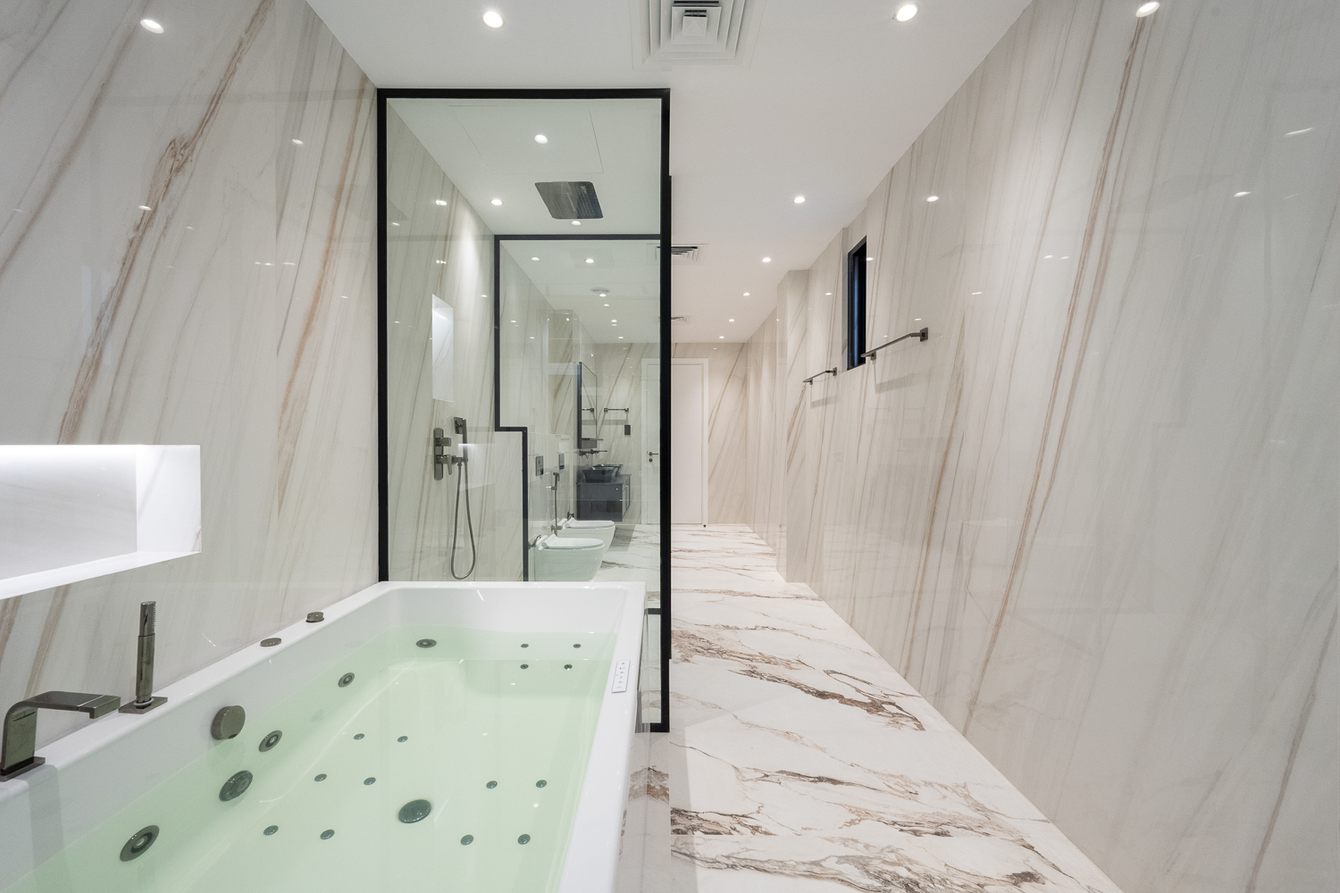 6 Bedrooms Villa in Jumeirah Park Homes