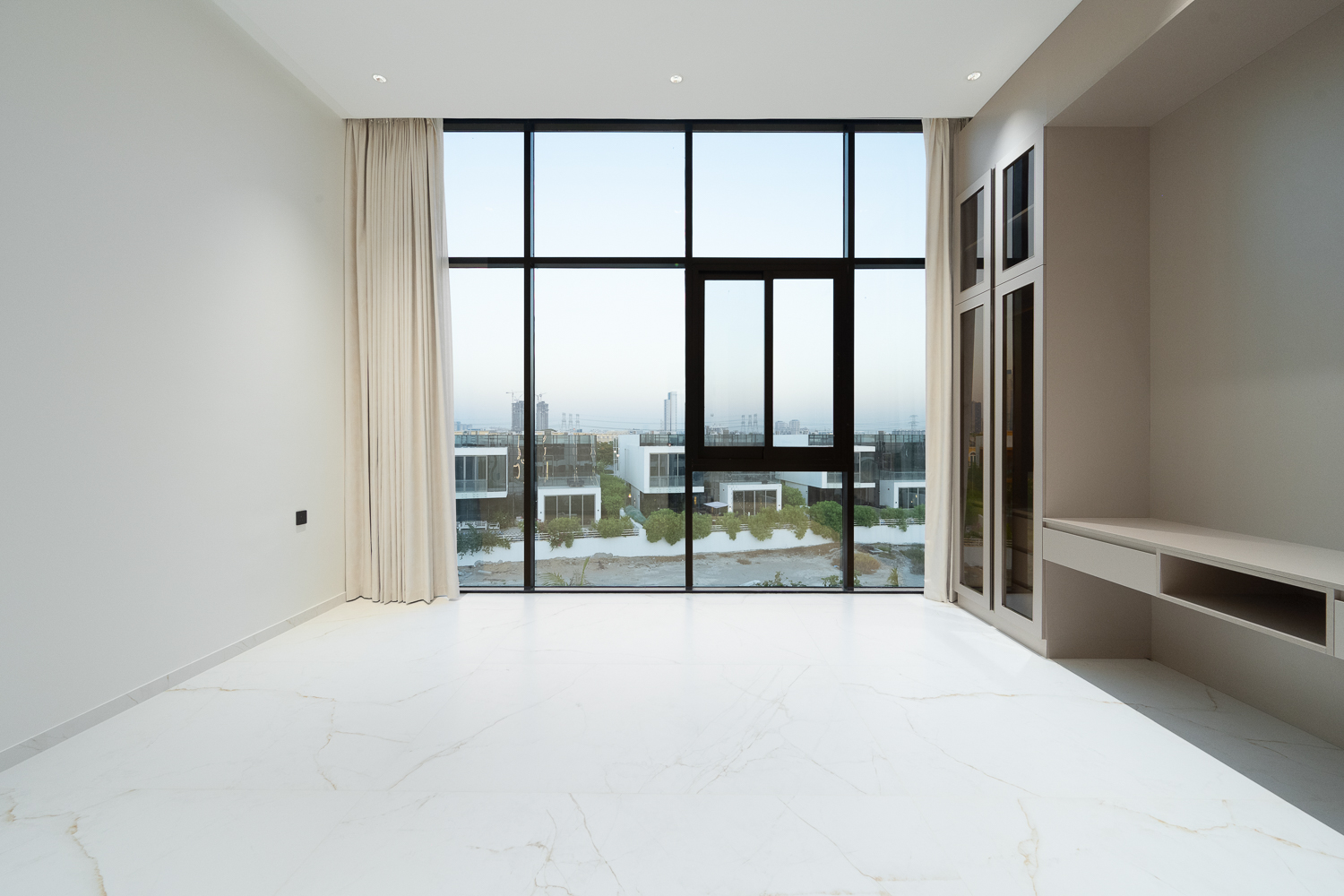 6 Bedrooms Villa in Jumeirah Park Homes