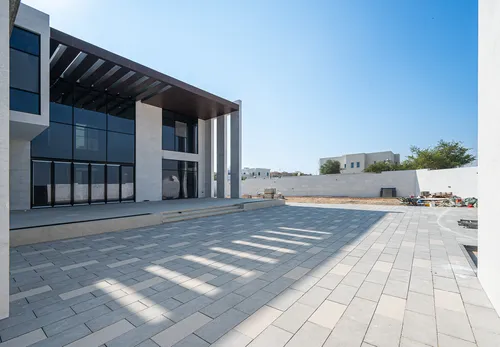 5 Bedrooms Villa in Nad Al Sheba 4