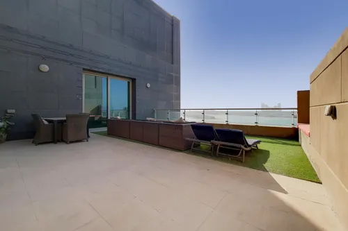 4 Bedrooms Penthouse in Dream Palm Residence