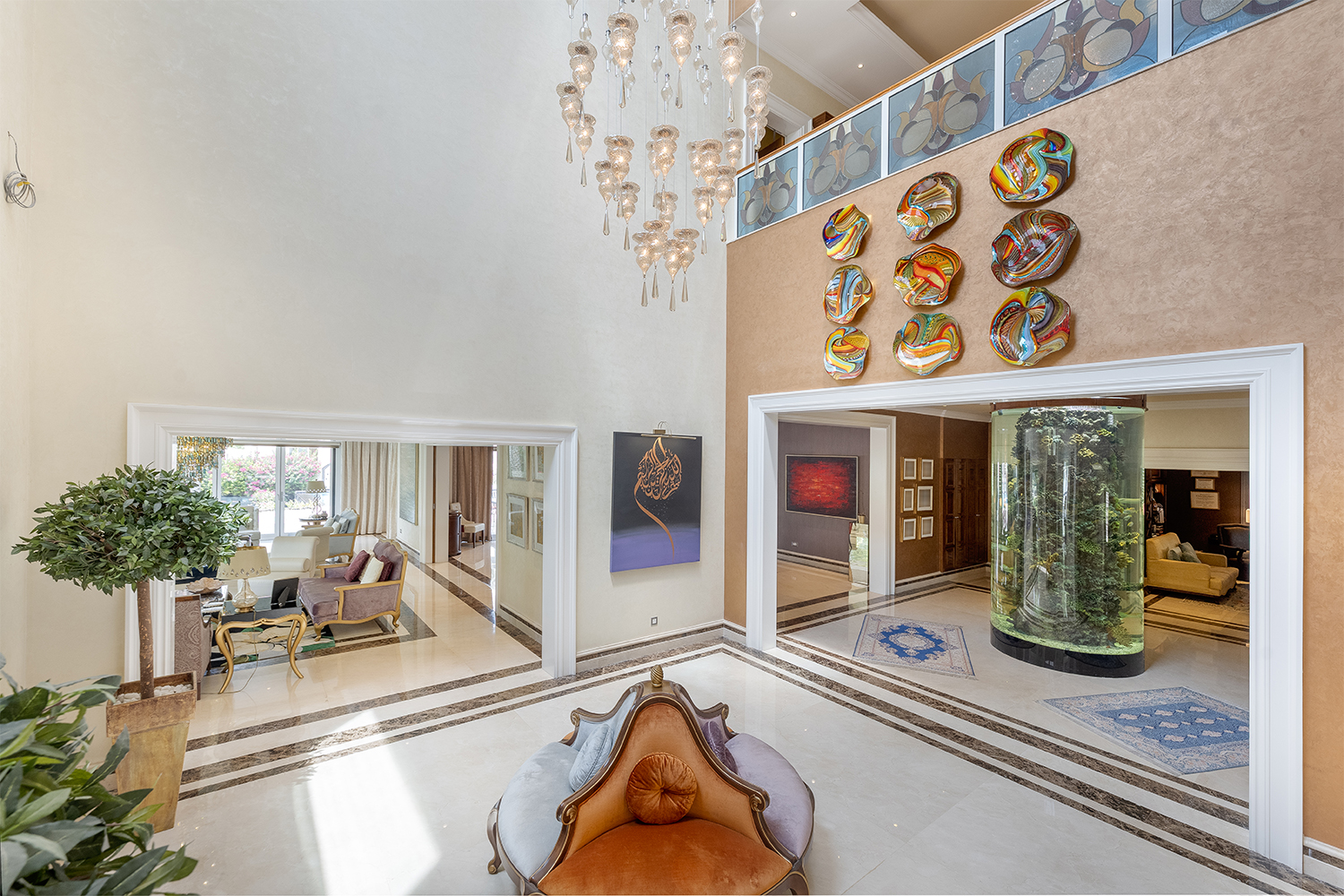 6 Bedrooms Villa in Sector E