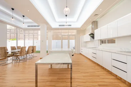 7 Bedrooms Villa in Al Barsha 3 Villas