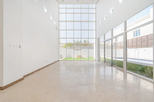 7 Bedrooms Villa in Al Barsha 3 Villas