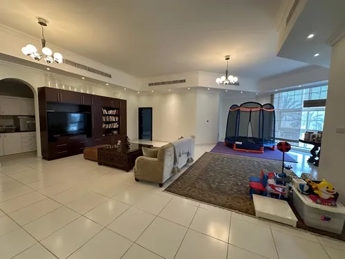5 Bedrooms Villa in Al Wasl Villas
