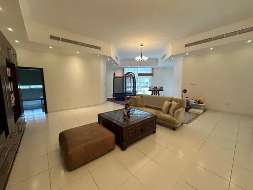 5 Bedrooms Villa in Al Wasl Villas