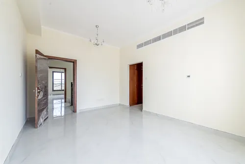5 Bedrooms Villa in Al Bahia 1
