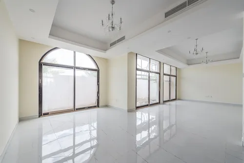 5 Bedrooms Villa in Al Bahia 1