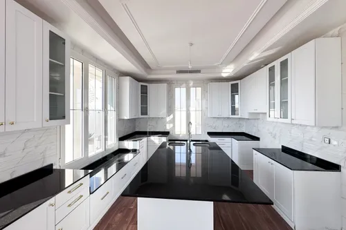 12 Bedrooms Villa in Al Suyoh 1