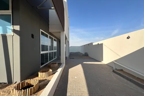 12 Bedrooms Villa in Al Suyoh 1