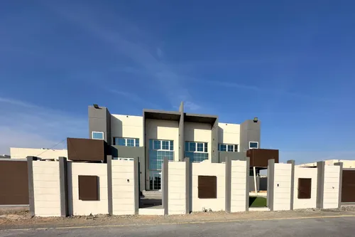 12 Bedrooms Villa in Al Suyoh 1