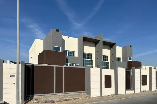 12 Bedrooms Villa in Al Suyoh 1