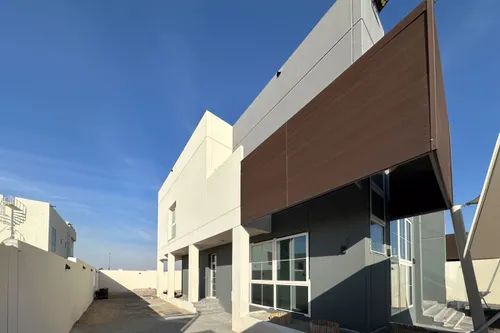 12 Bedrooms Villa in Al Suyoh 1