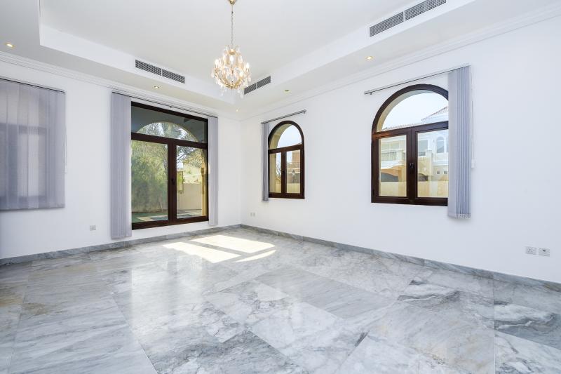 5 Bedrooms Villa in The Centro