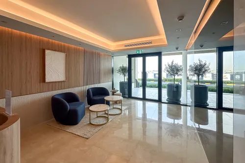 3 Bedrooms Apartment in Azure Beach Residence