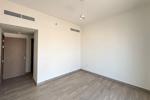 3 Bedrooms Apartment in Azure Beach Residence