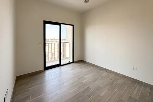3 Bedrooms Apartment in Azure Beach Residence
