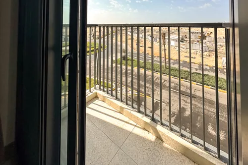 3 Bedrooms Apartment in Azure Beach Residence