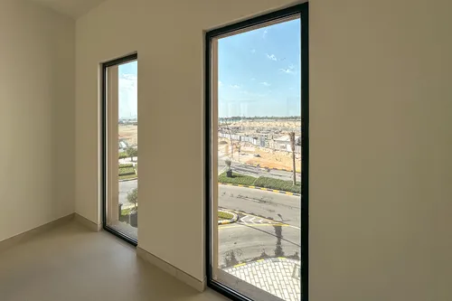 3 Bedrooms Apartment in Azure Beach Residence