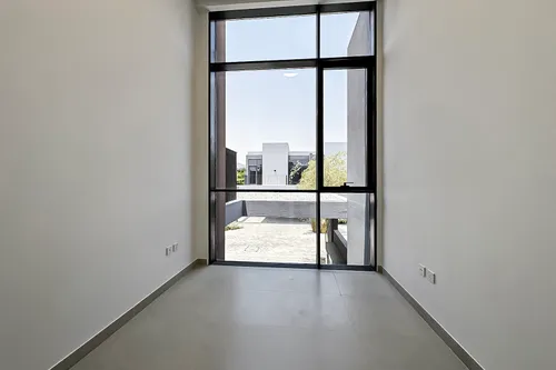 3 Bedrooms Townhouse in Sendian
