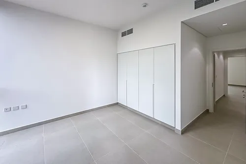 3 Bedrooms Townhouse in Sendian