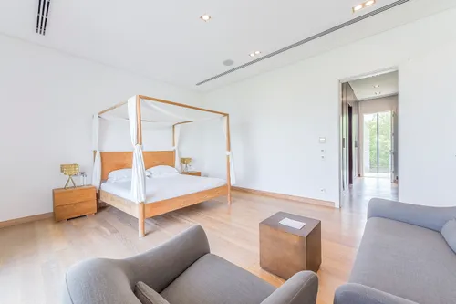 5 Bedrooms Villa in Water Villas