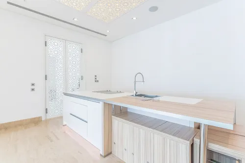 5 Bedrooms Villa in Water Villas