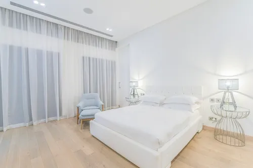 5 Bedrooms Villa in Water Villas