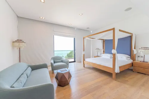 5 Bedrooms Villa in Water Villas