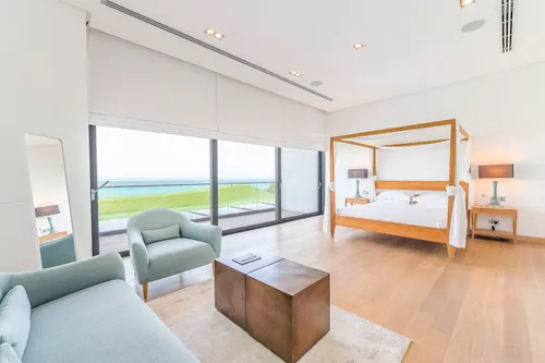 5 Bedrooms Villa in Water Villas