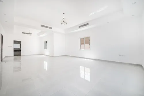 5 Bedrooms Villa in Nad Al Sheba 4