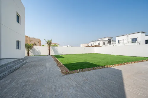 5 Bedrooms Villa in Nad Al Sheba 4
